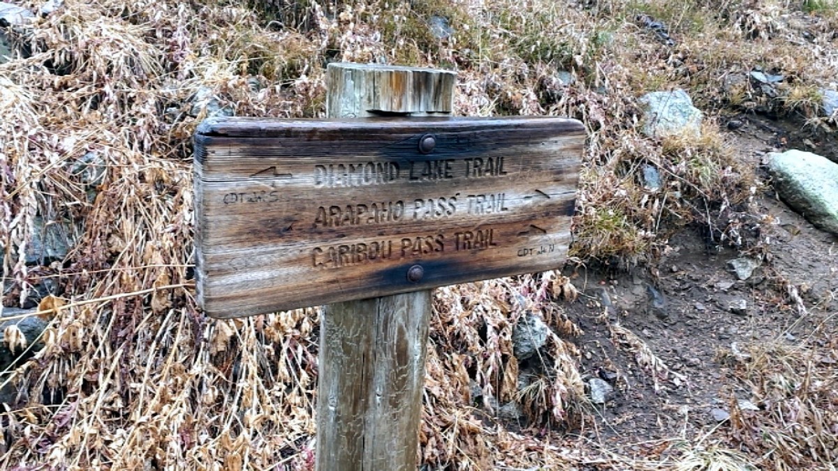 Sign on the Diamond Lake Trail Hike in Indian Peaks, Colorado
