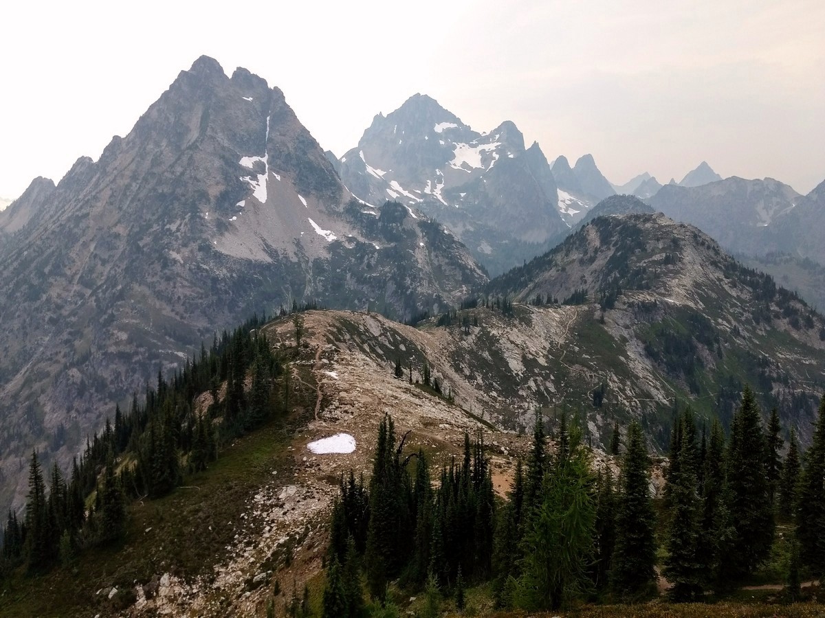 Hazy day at the Maple Pass Loop Hike in North Cascades, Washington