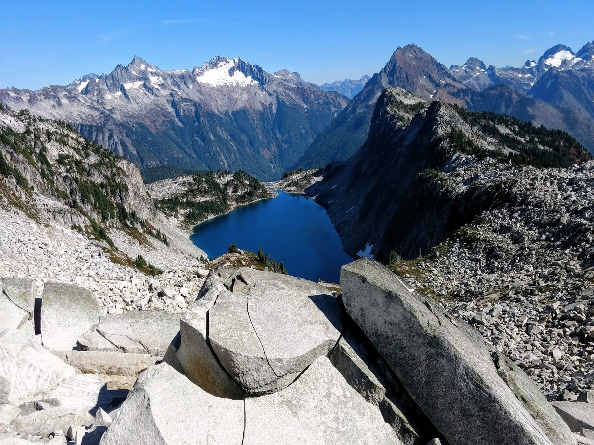 Hidden Lake from the trail to the Hidden Lake, North Cascades, Washington