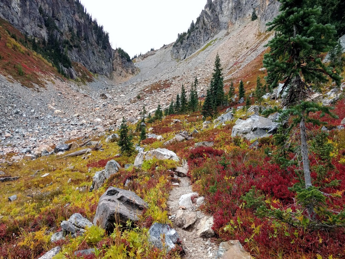Autumn on the Easy Pass Hike in North Cascades, Washington
