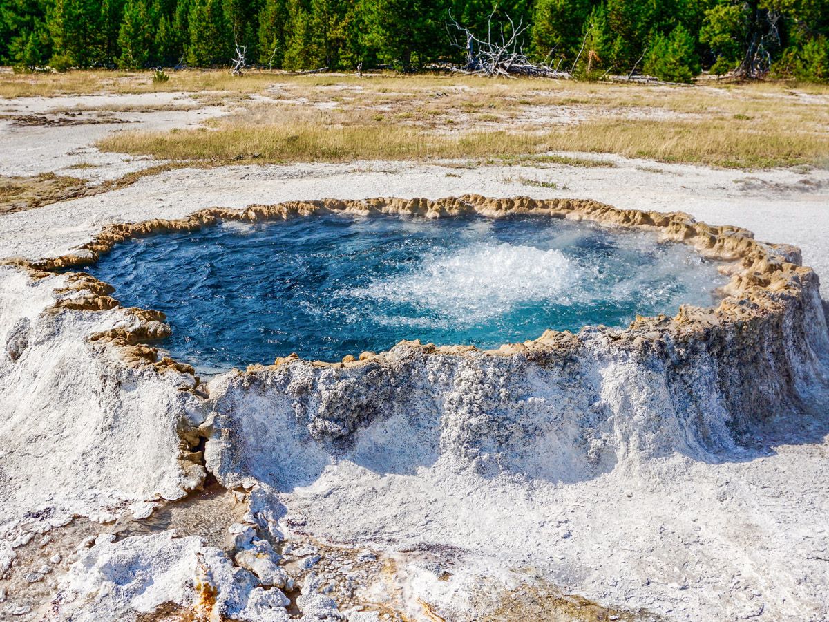 Stunning views of the Upper Geyser Basin Hike in Yellowstone National Park, Wyoming