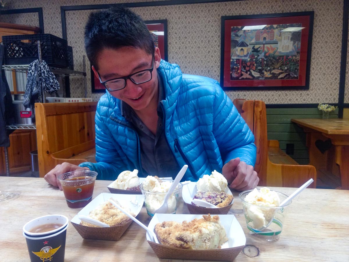 Eating pie and ice-cream at the restaurant on the Pacific Crest Trail