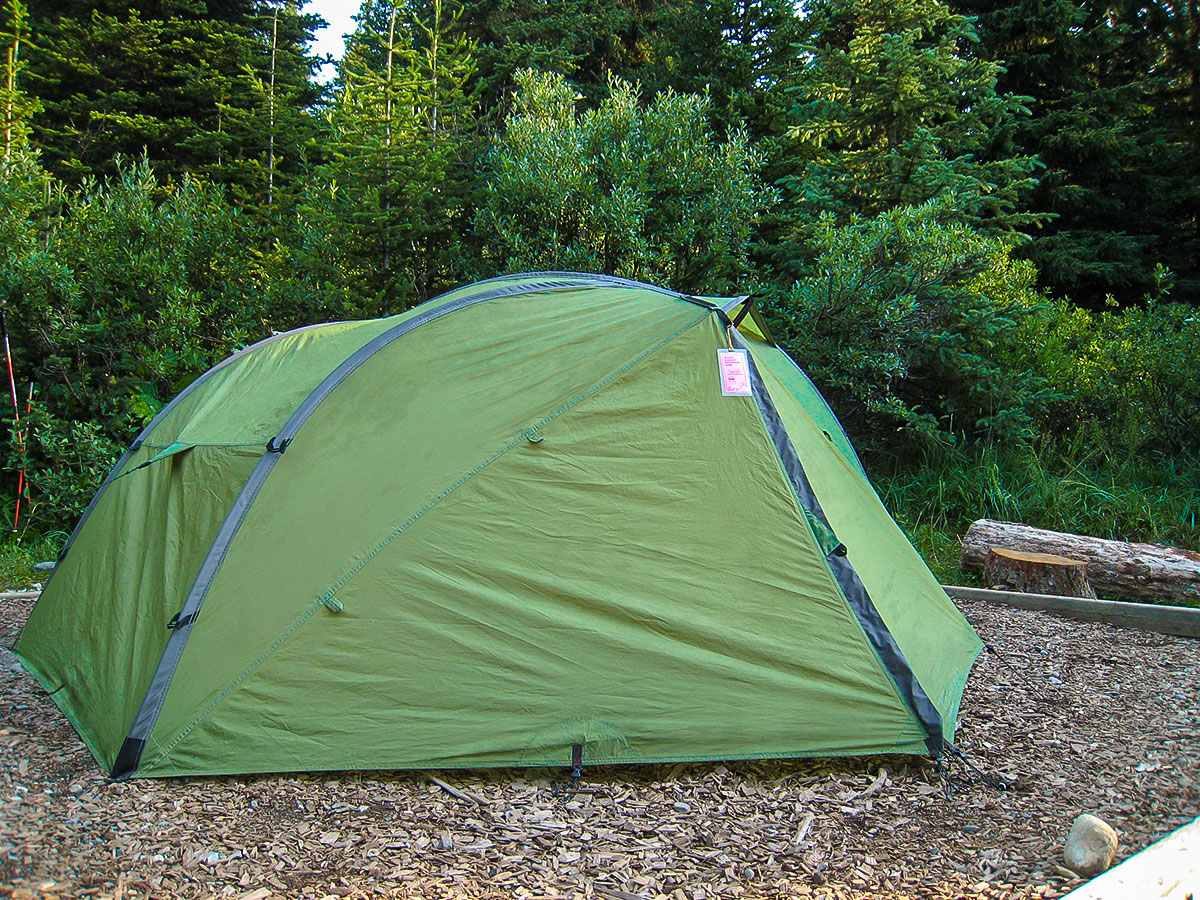 Tent permit tag of Berg Lake backpacking trail in Jasper National Park