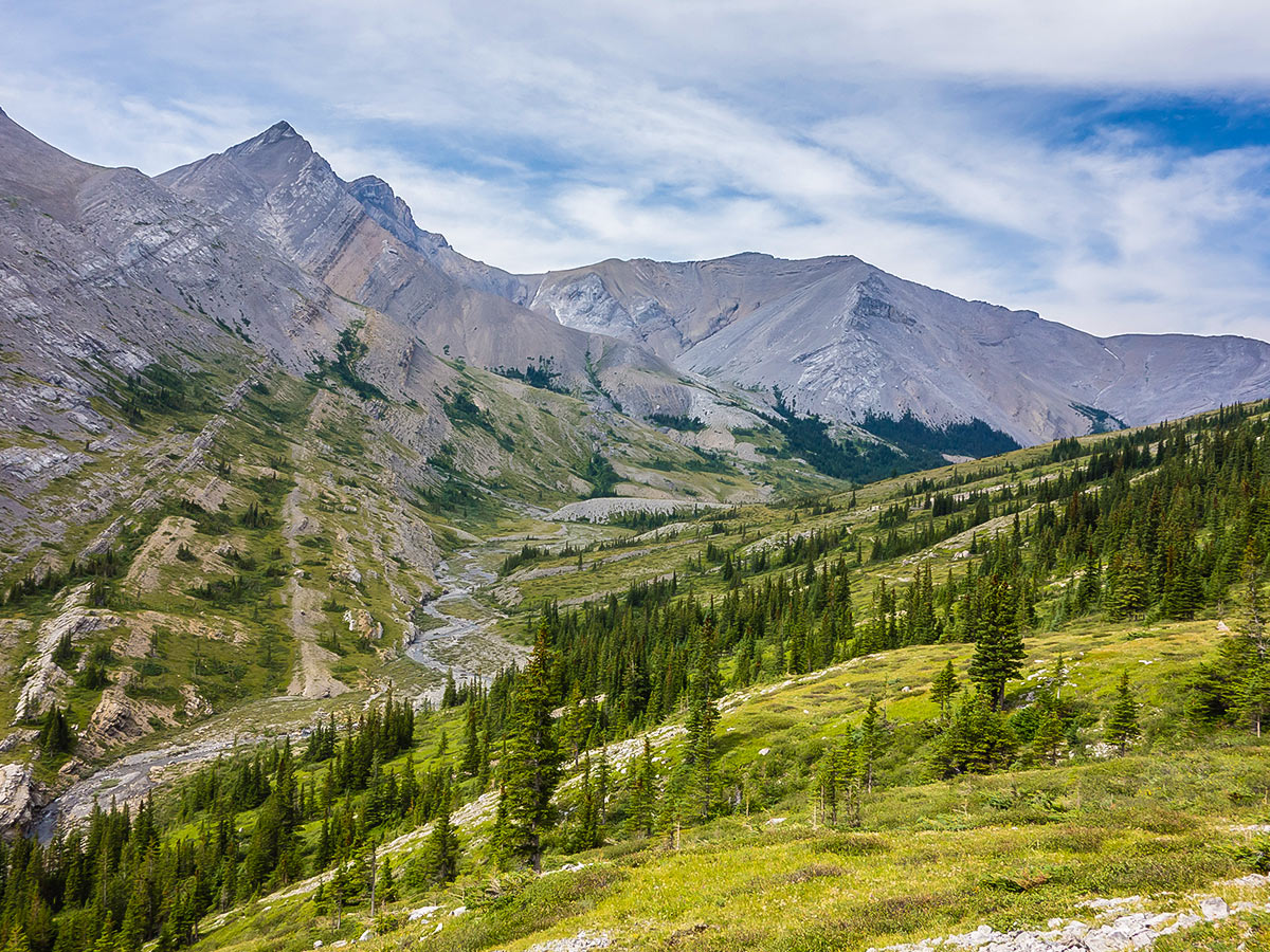 Cairn Pass backpacking trail in Jasper National Park has amazing scenery