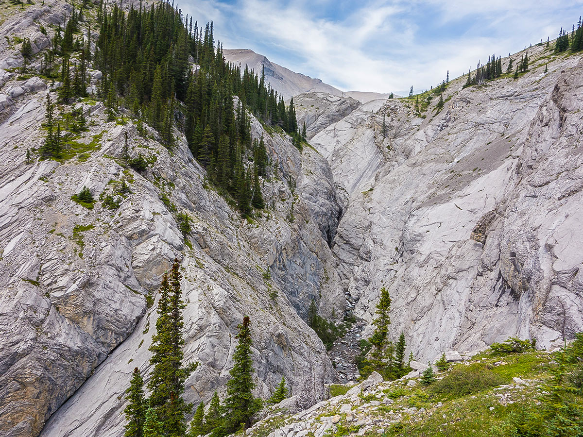 Canyon on Cairn Pass backpacking trail in Jasper National Park