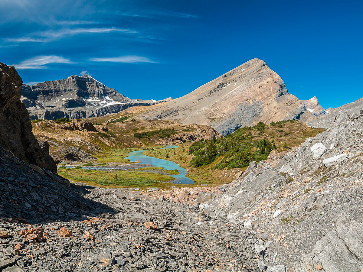 Great views on Nigel, Cataract and Cline Pass backpacking trail in Jasper National Park