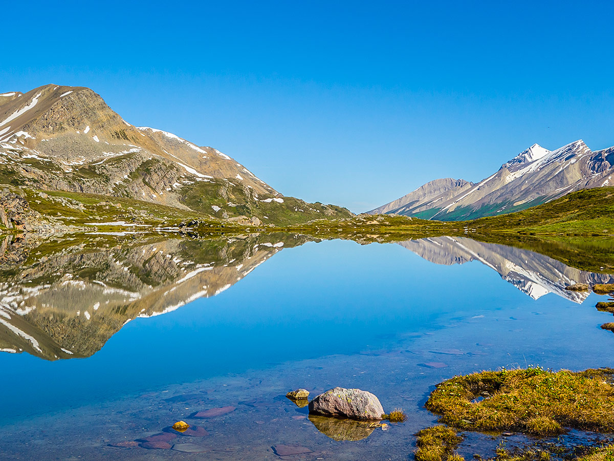 Scenery on Maligne Pass and Replica Peak backpacking trail in Jasper National Park