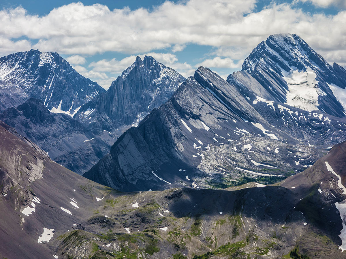 Mt French, Robertson and Sir Douglas on Smutwood Peak scramble in Kananaskis near Canmore, the Canadian Rockies