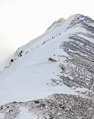 Commonwealth Ridge snowshoeing trail in Kananaskis near Canmore