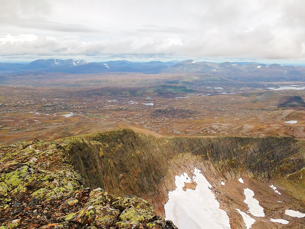 Trail of Helagstoppen hike in Åre, Sweden