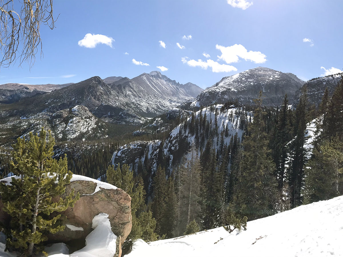 Snowy peaks on Lake Haiyaha snowshoe trail in Rocky Mountain National Park, Colorado