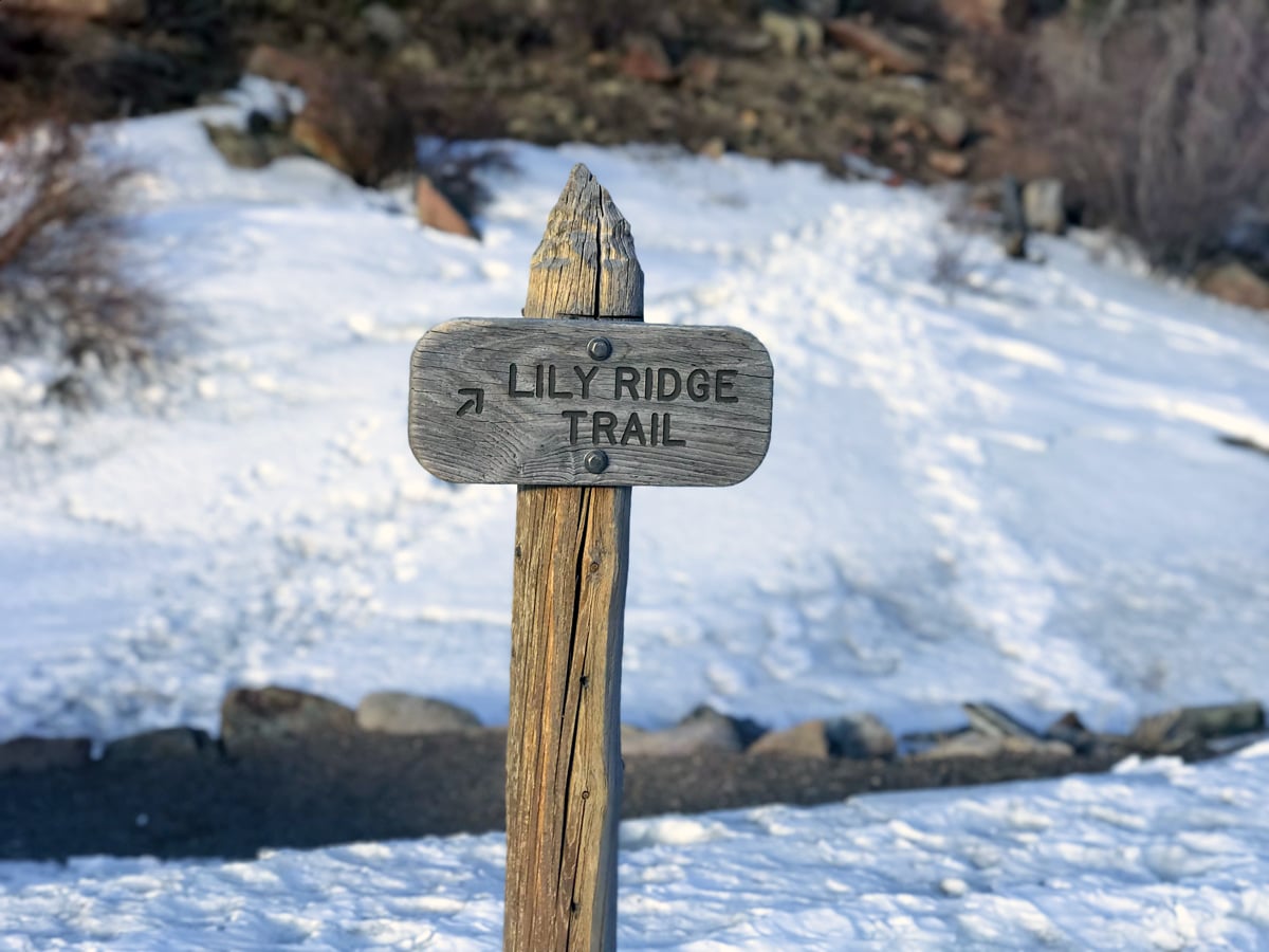 Trailhead of Lily Ridge trail in Rocky Mountain National Park, Colorado