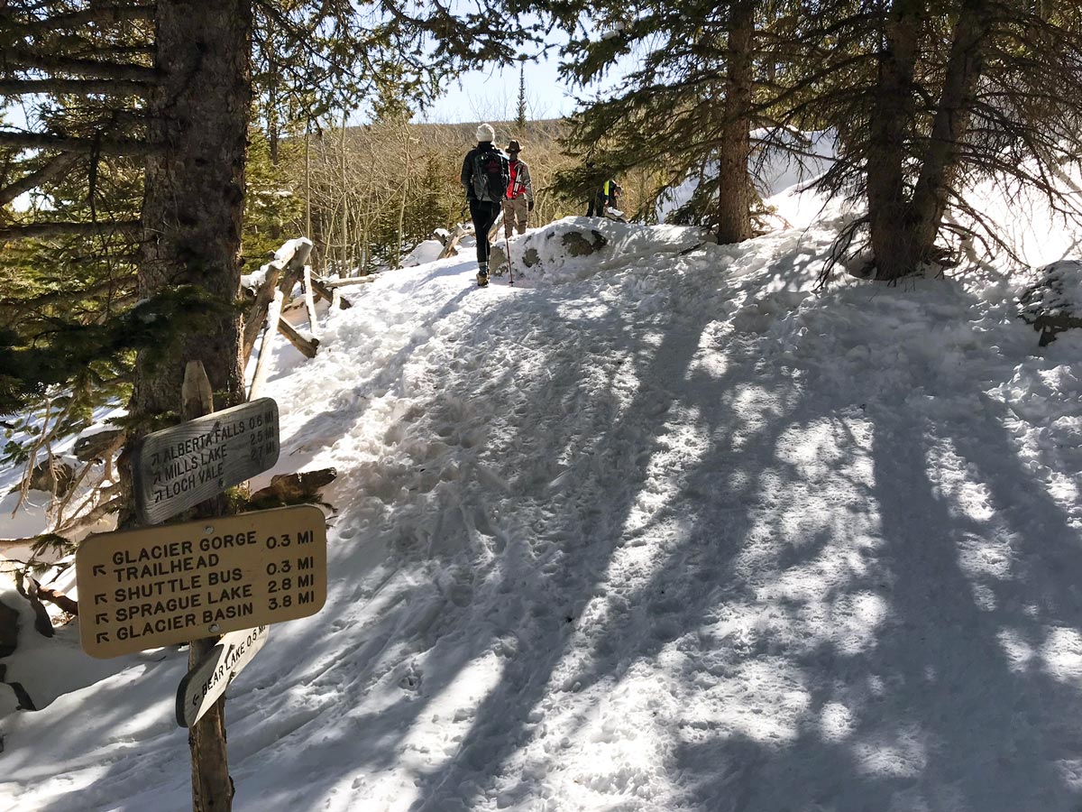 Waypoint on The Loch snowshoe trail in Rocky Mountain National Park, Colorado