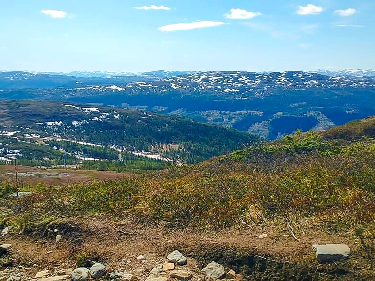 View over Totthummeln on Åreskutan Hike