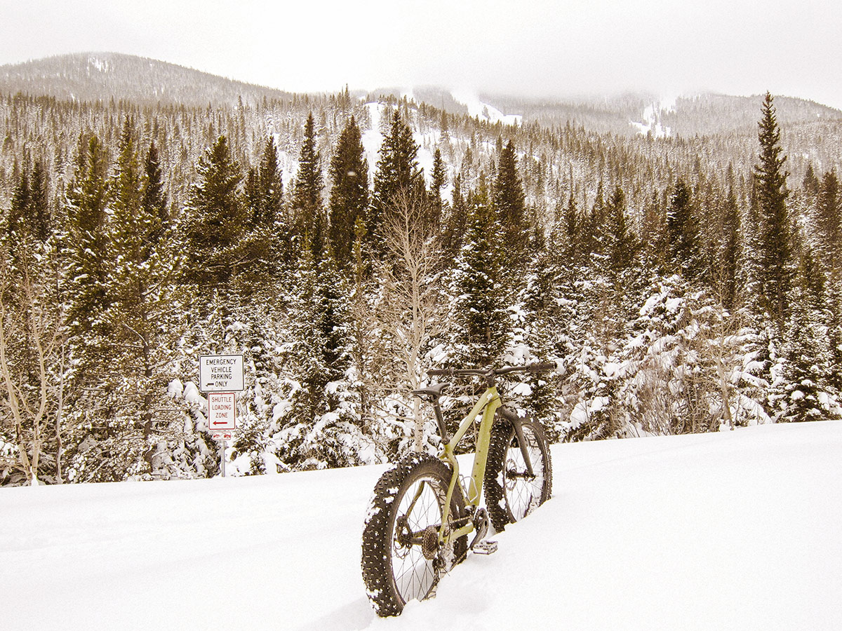 Views from Hessie snowshoe trail in Indian Peaks, Colorado