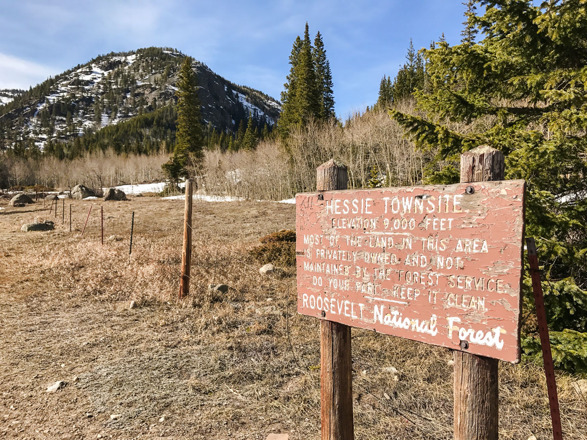 Trailhead of Lost Lake snowshoe trail in Indian Peaks, Colorado