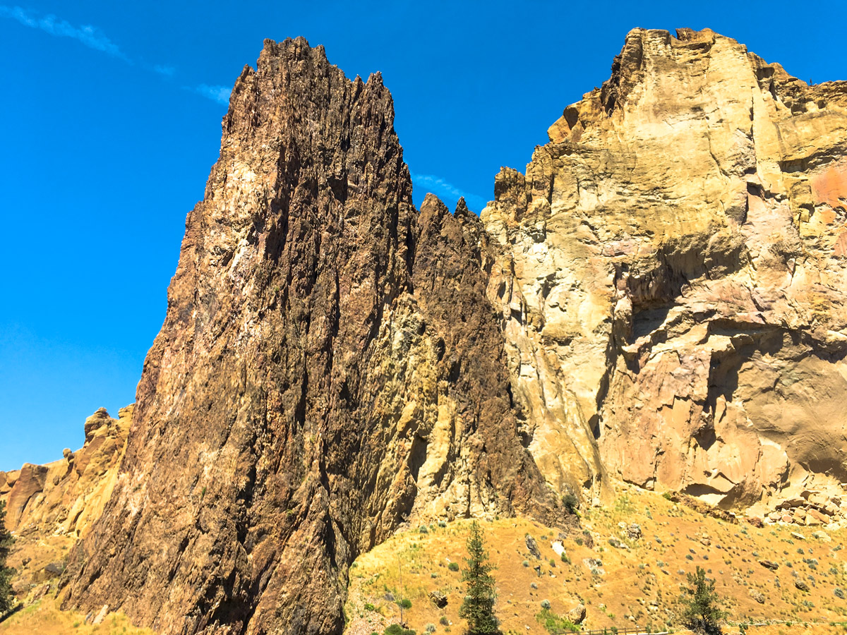 Rock towers along Smith Rock Summit mountain biking trail in Bend, Oregon