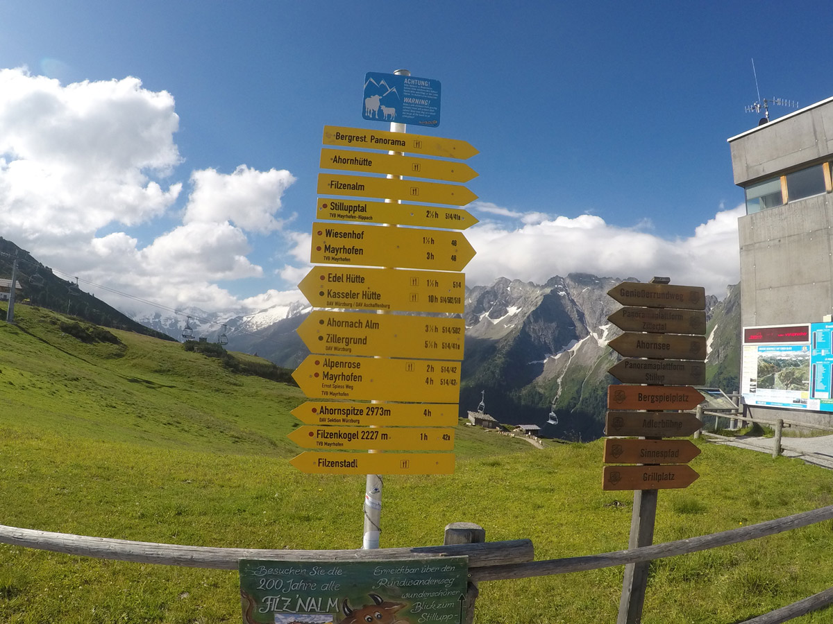 Directions of Ahornspitze hike near Mayrhofen, Zillertal Valley, Austria