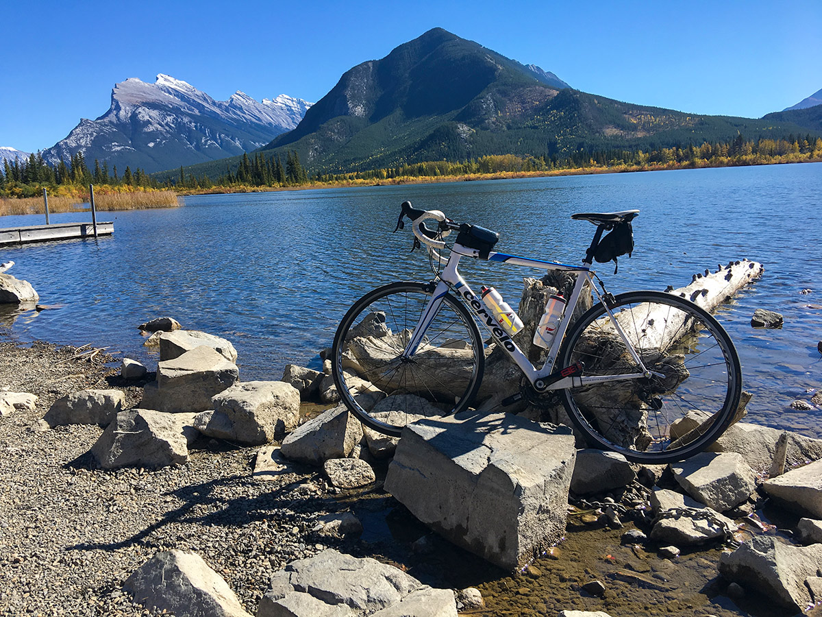 Stunning views of Vermilion Lakes on Banff to Lake Louise road biking route in the Canadian Rockies