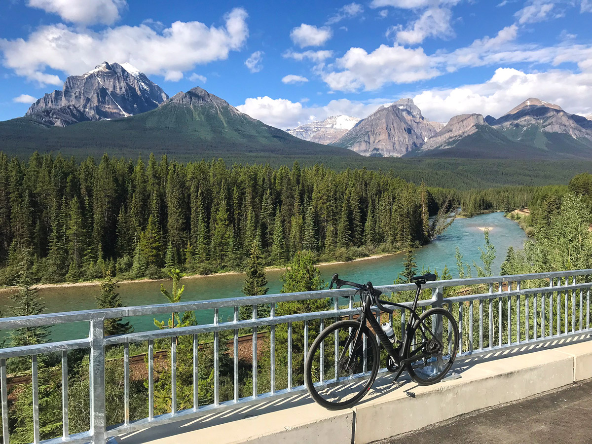 Bike and beautiful view on Banff to Lake Louise road biking route in the Canadian Rockies