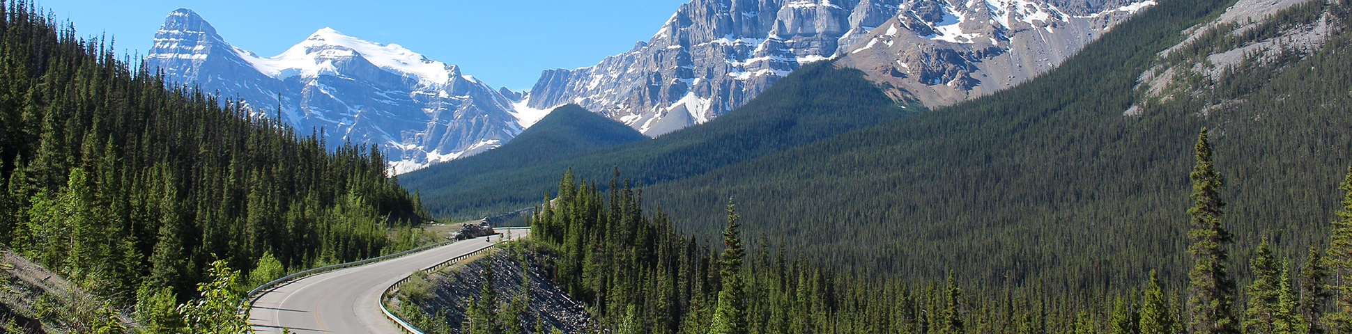 Panoramic view on Jasper to Banff road biking route