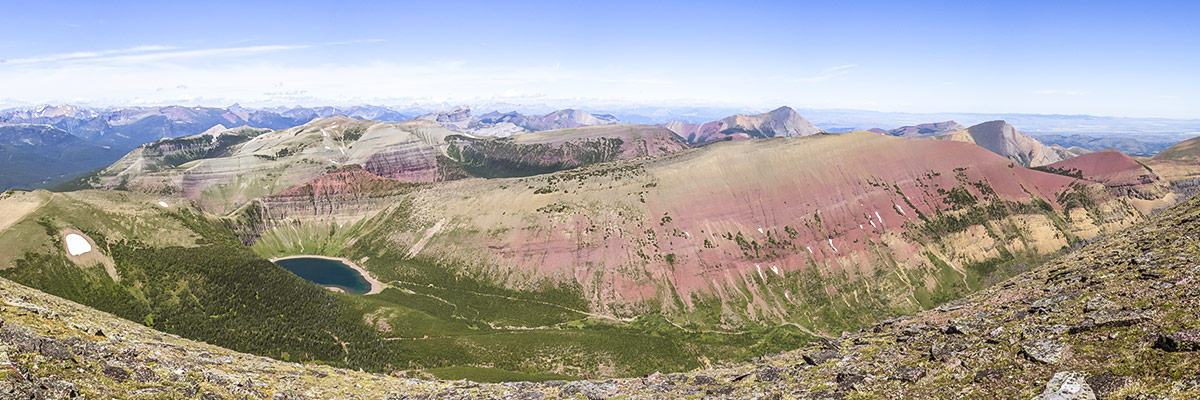 View north on Loaf Mountain and Spionkop scramble in Castle Provincial Park, Alberta