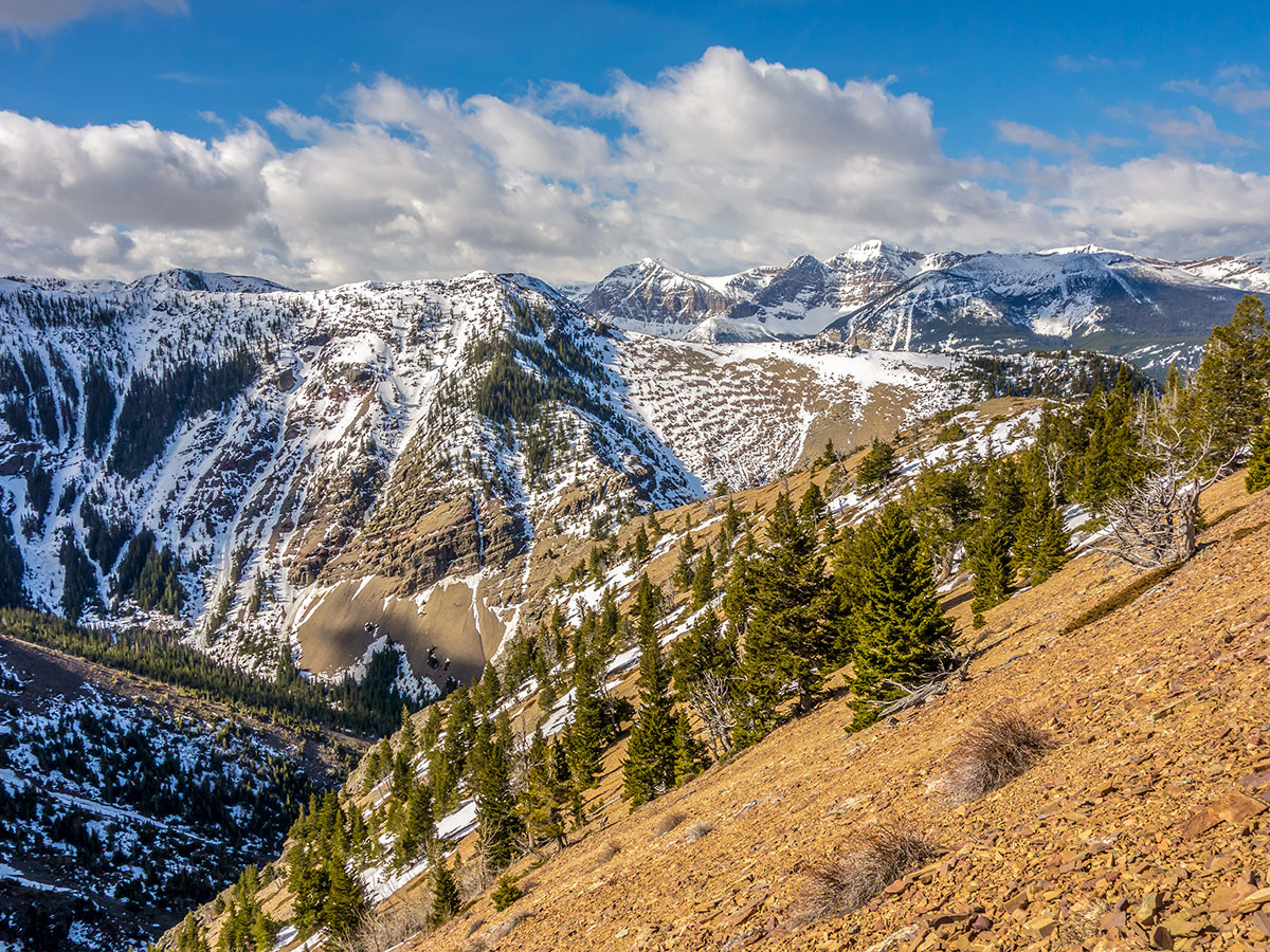 View west on Table Mountain scramble in Castle Provincial Park, Alberta