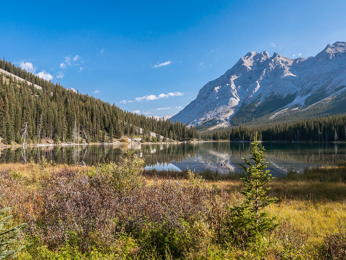 Beautiful Elbow Lake on Rae Lake backpacking trail near Kananaskis, the Canadian Rockies