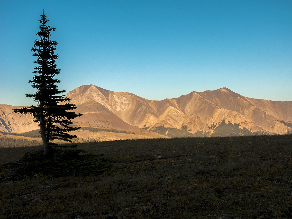 Beautiful dusk colours on Rae Lake backpacking trail near Kananaskis, the Canadian Rockies