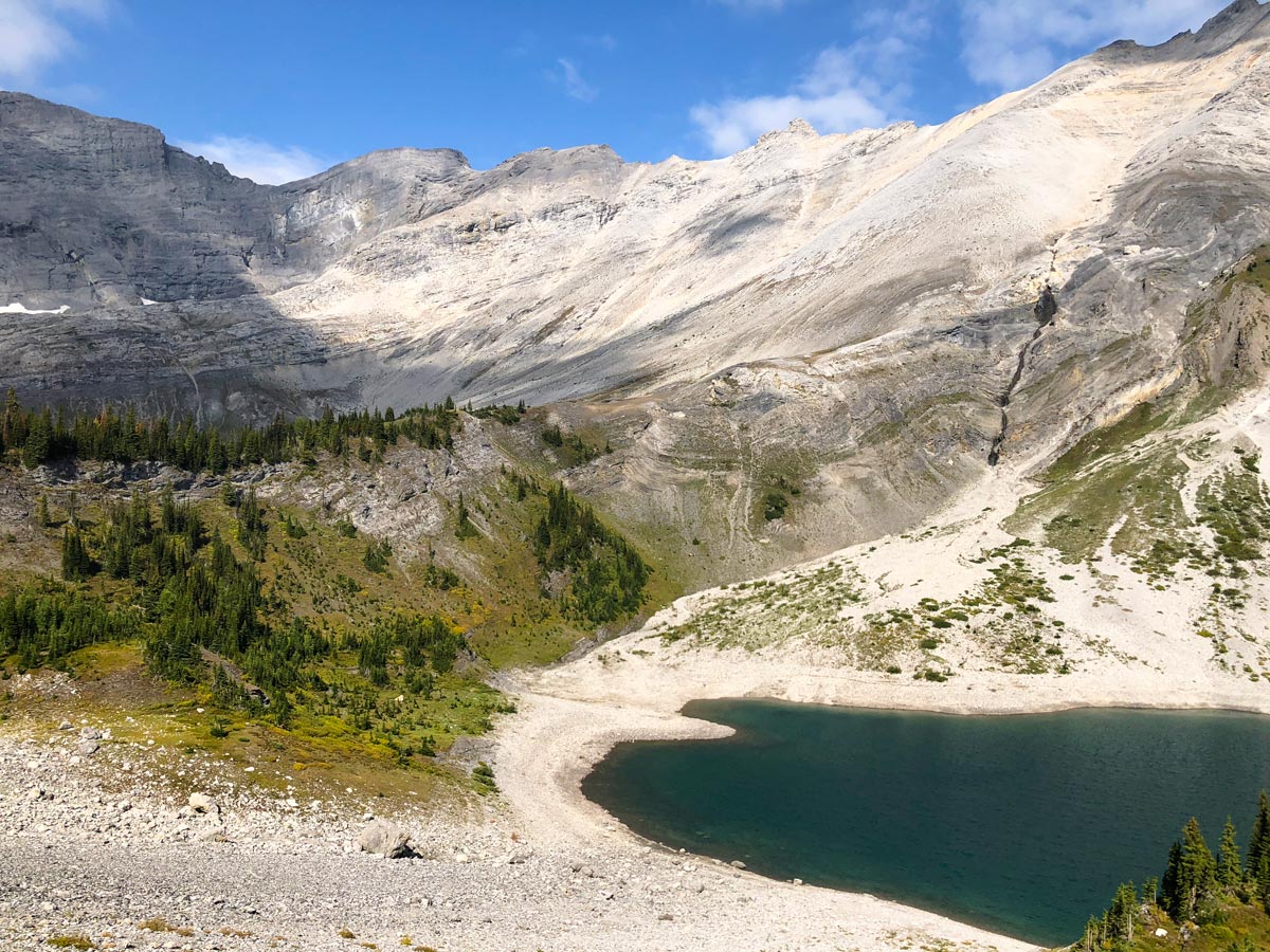 View of Lillian and Galatea Lakes backpacking trail in Kananaskis, Canmore