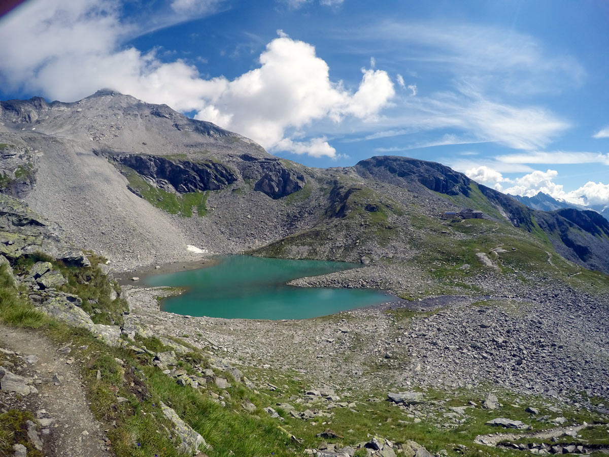 Trail views on Friesenberghaus & Olpererhütte hike near Mayrhofen, Zillertal Valley, Austria