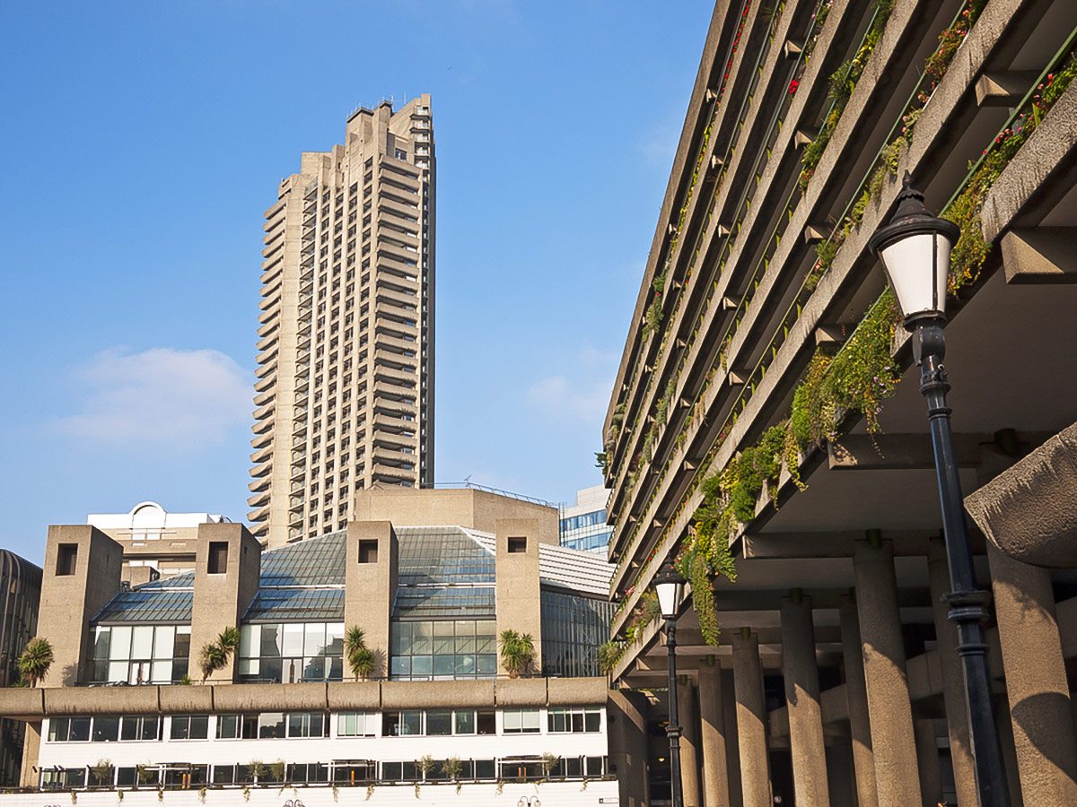 Barbican Towers on King’s Cross to the City of London walking tour in London, England