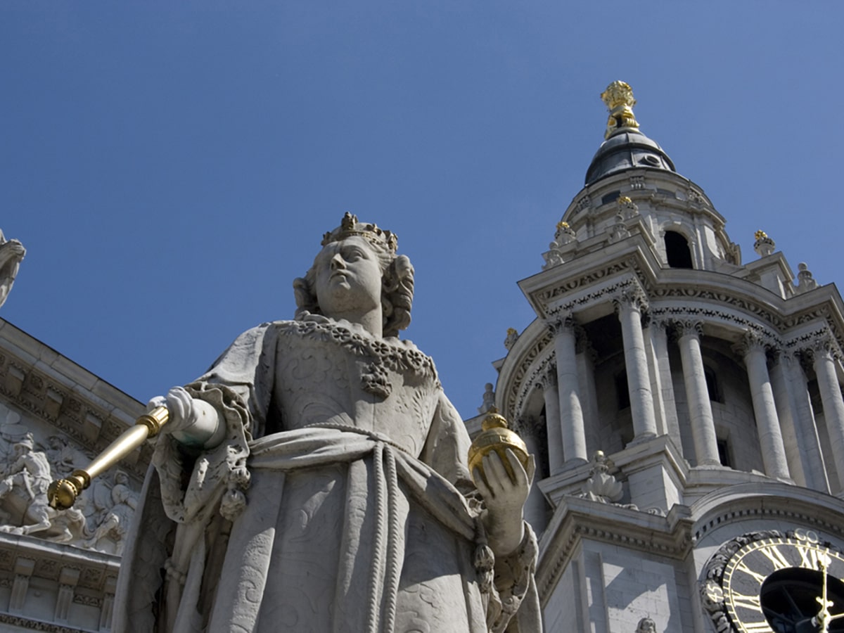 Queen Victoria Statue in front of St Paul's on Charing Cross to Tate Modern walking tour in London, England
