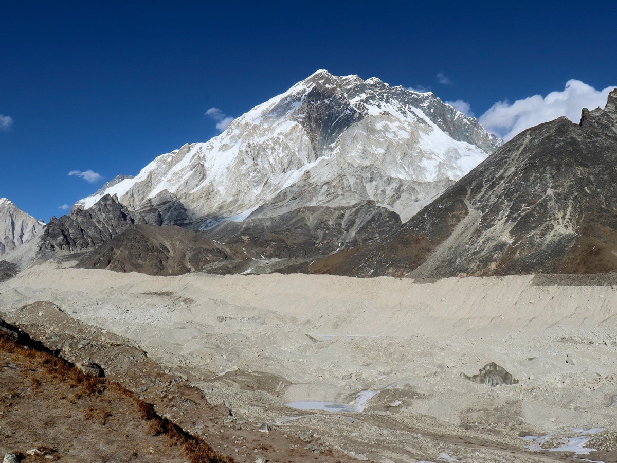 You can see stunning Khumbu Glacier on Mount Everest Base Camp Trek