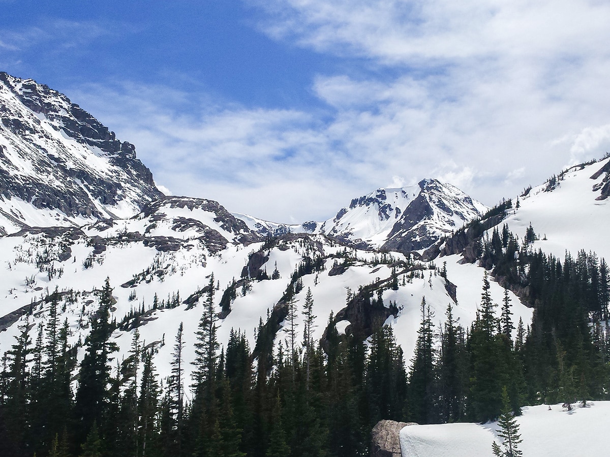 Beautiful winter views along Bluebird Lake hike in Rocky Mountain National Park, Colorado