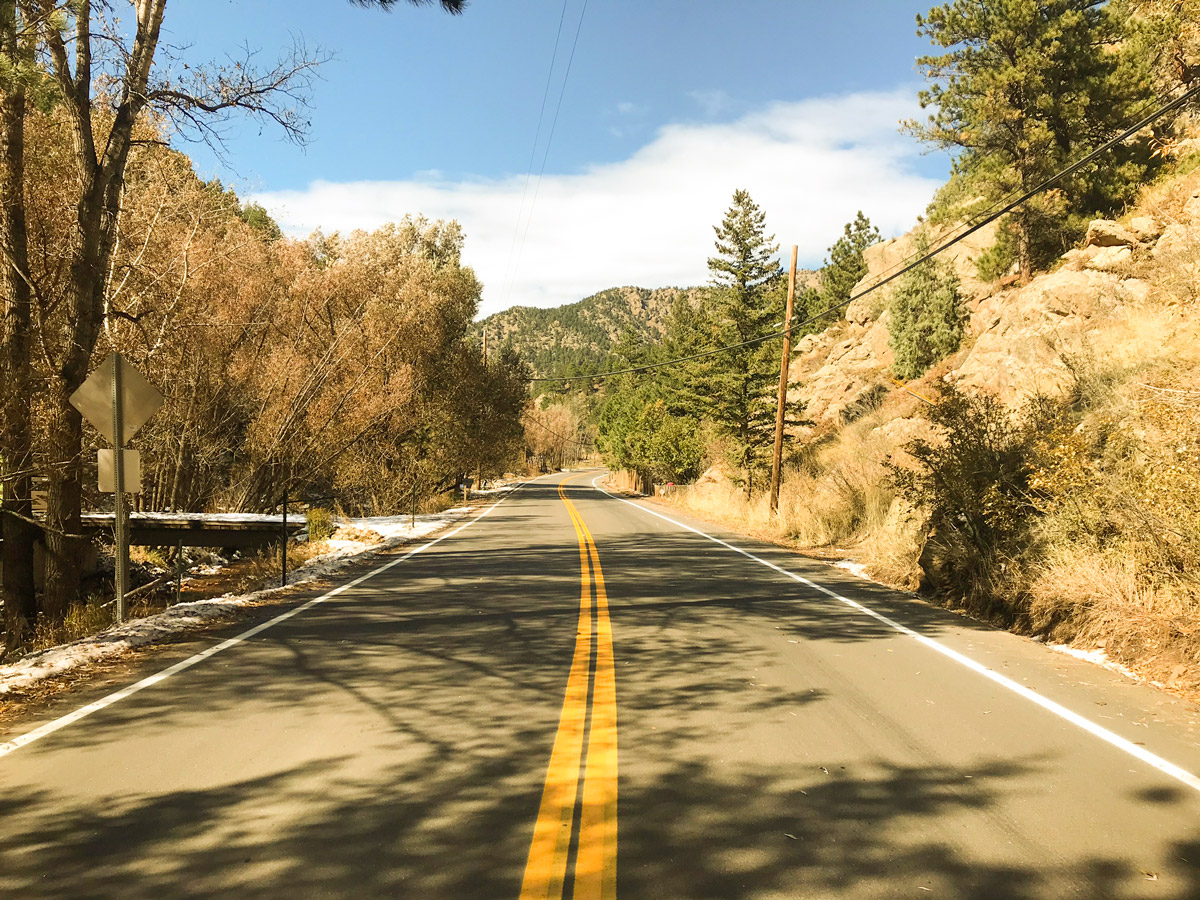 Quiet road of Jamestown road biking route near Boulder, Colorado