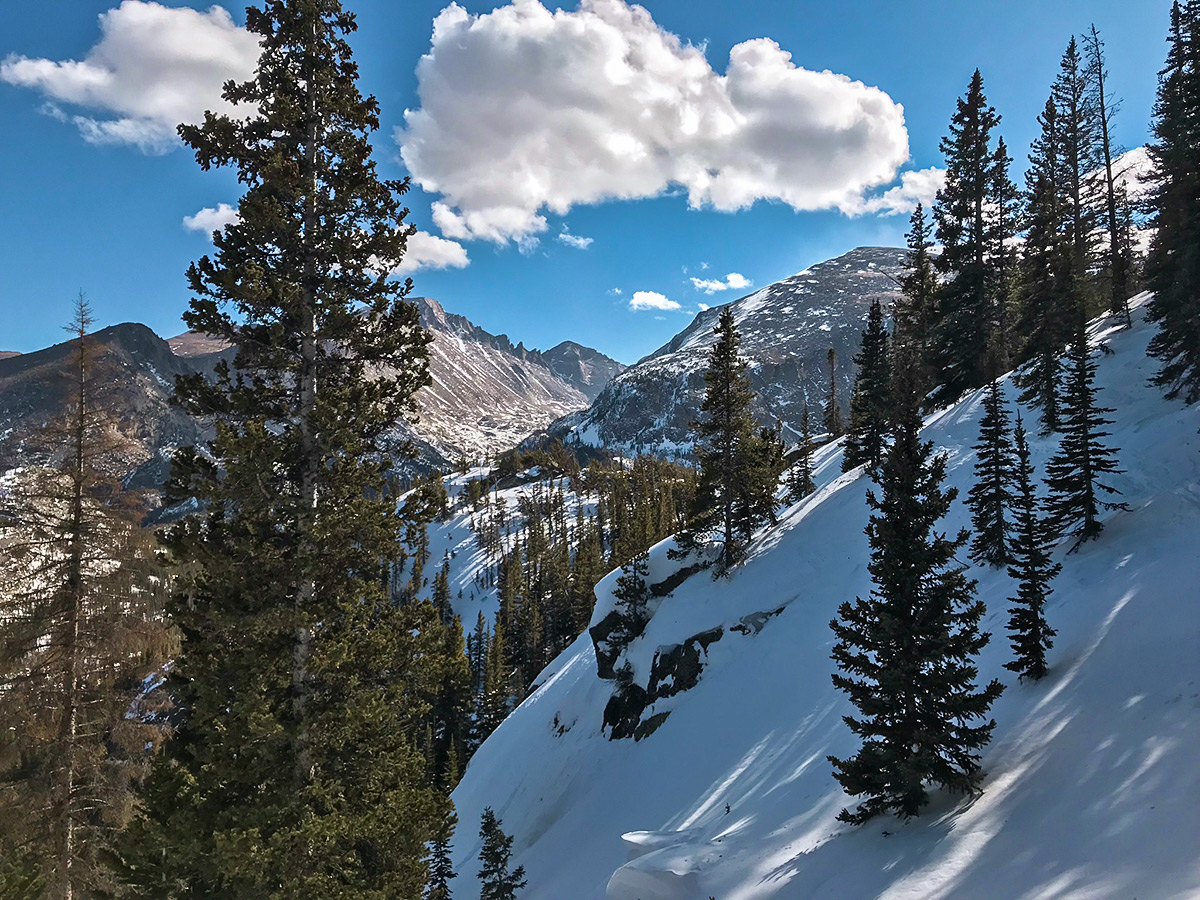 Beautiful walk on Lake Haiyaha hike in Rocky Mountain National Park, Colorado