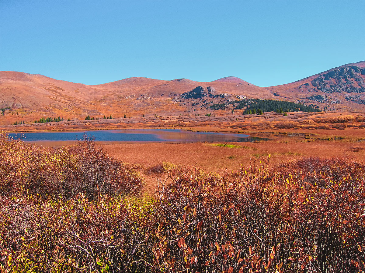 Lake along Mount Bierstadt hike near Denver, Colorado