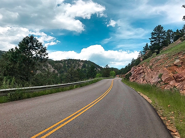 Scenery of Lee Hill road biking route in Boulder, Colorado