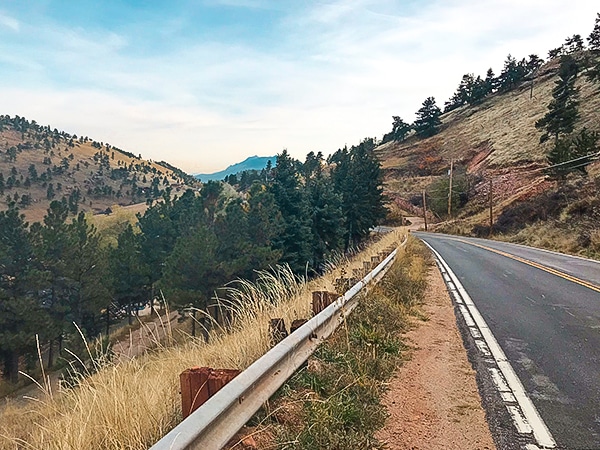 Scenery on Olde Stage Road road biking route near Boulder, Colorado