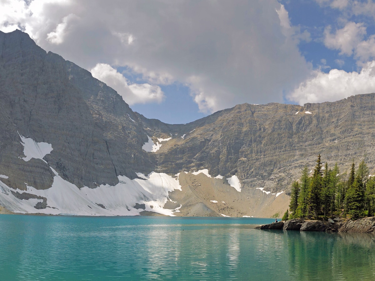 Panoramic views on Floe Lake hike in Kootenay National Park, the Canadian Rockies