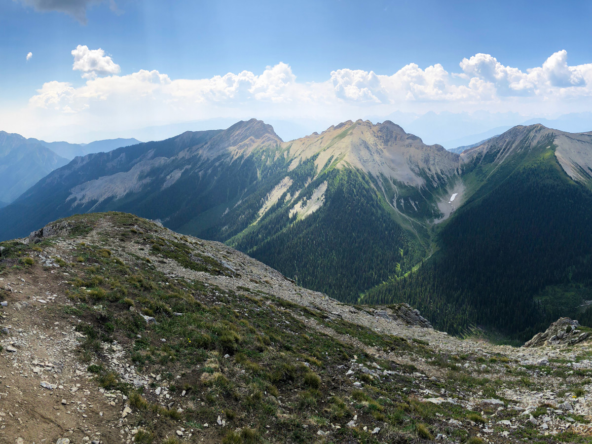 Amazing scenery on Kindersley-Sinclair Loop trail in Kootenay National Park, the Canadian Rockies