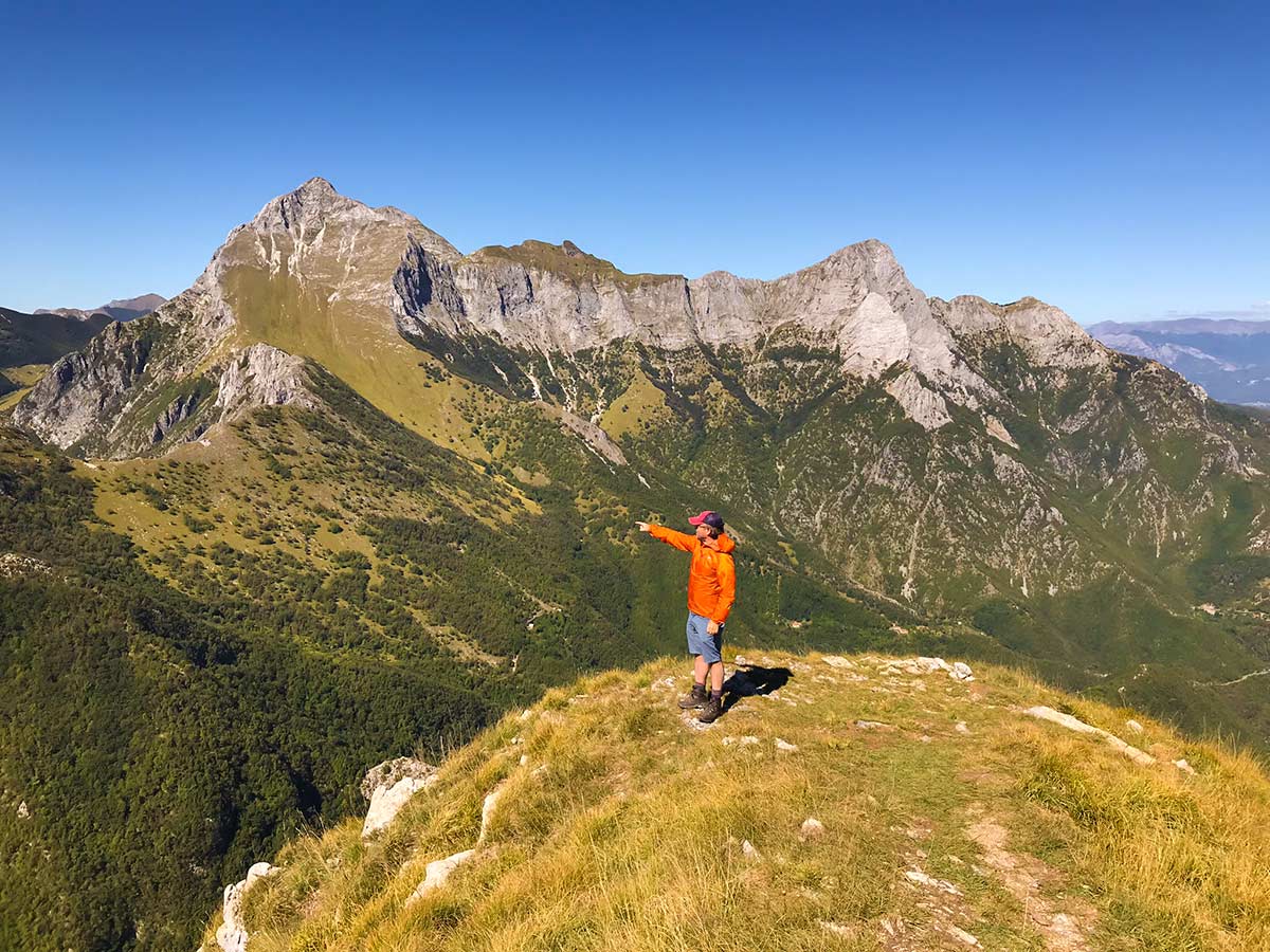 Monte Croce from Palagnana Hike in Tuscany has amazing views of the surrounding peaks