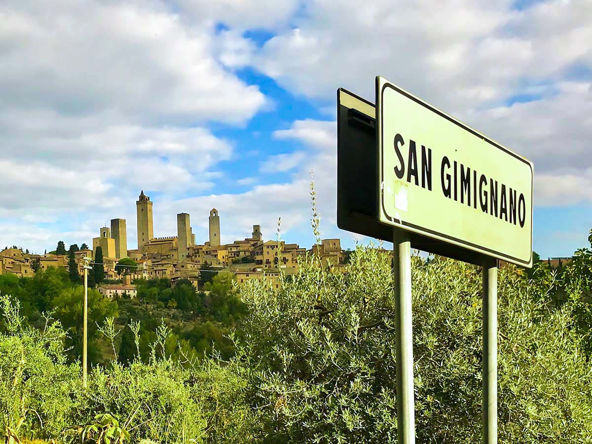 San Gimignano Loop Hike rewards with beautiful views of Italian countryside