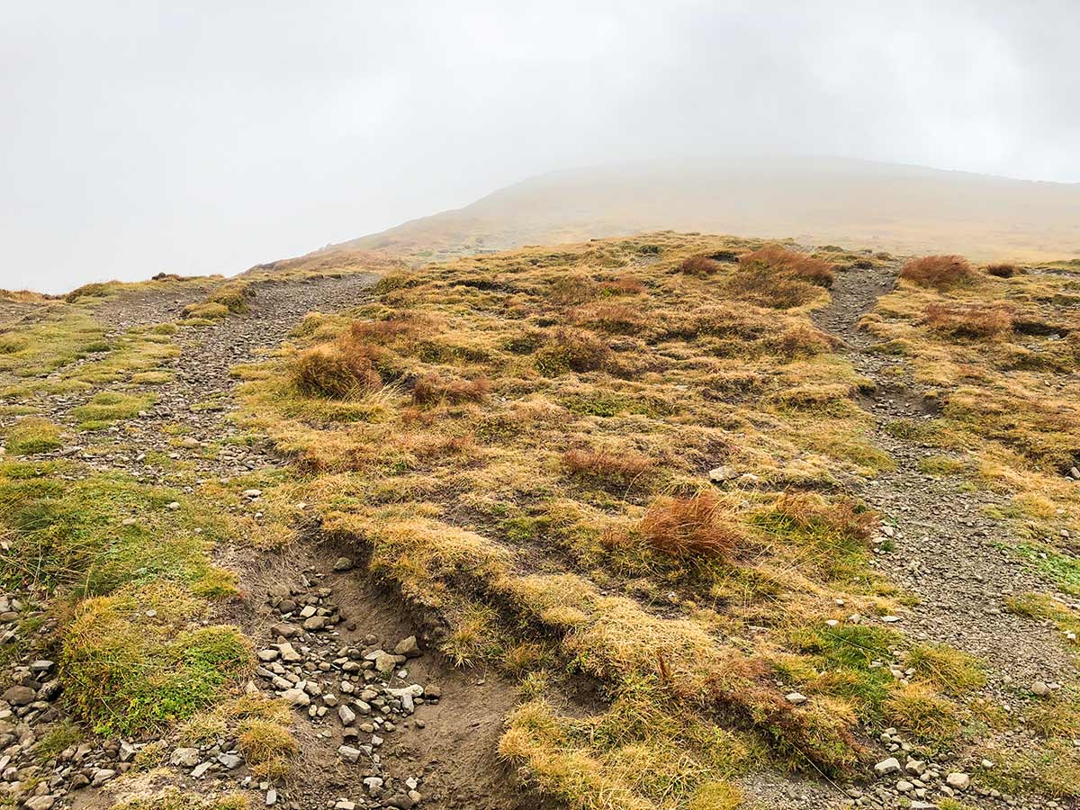 Beautiful path along the ridge on Lago Scaffaiolo and Corno Alle Scale Hike in Tuscany