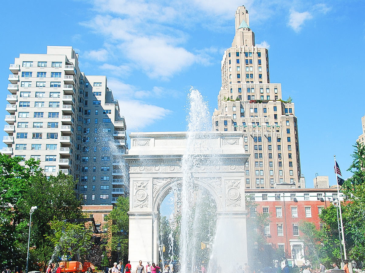 Arch and Greenwich Village on Foodies Walk Tour in New York City