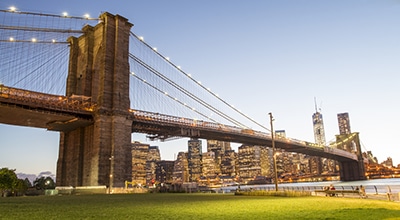 Beautiful Brooklyn Bridge on city-walk in New York City