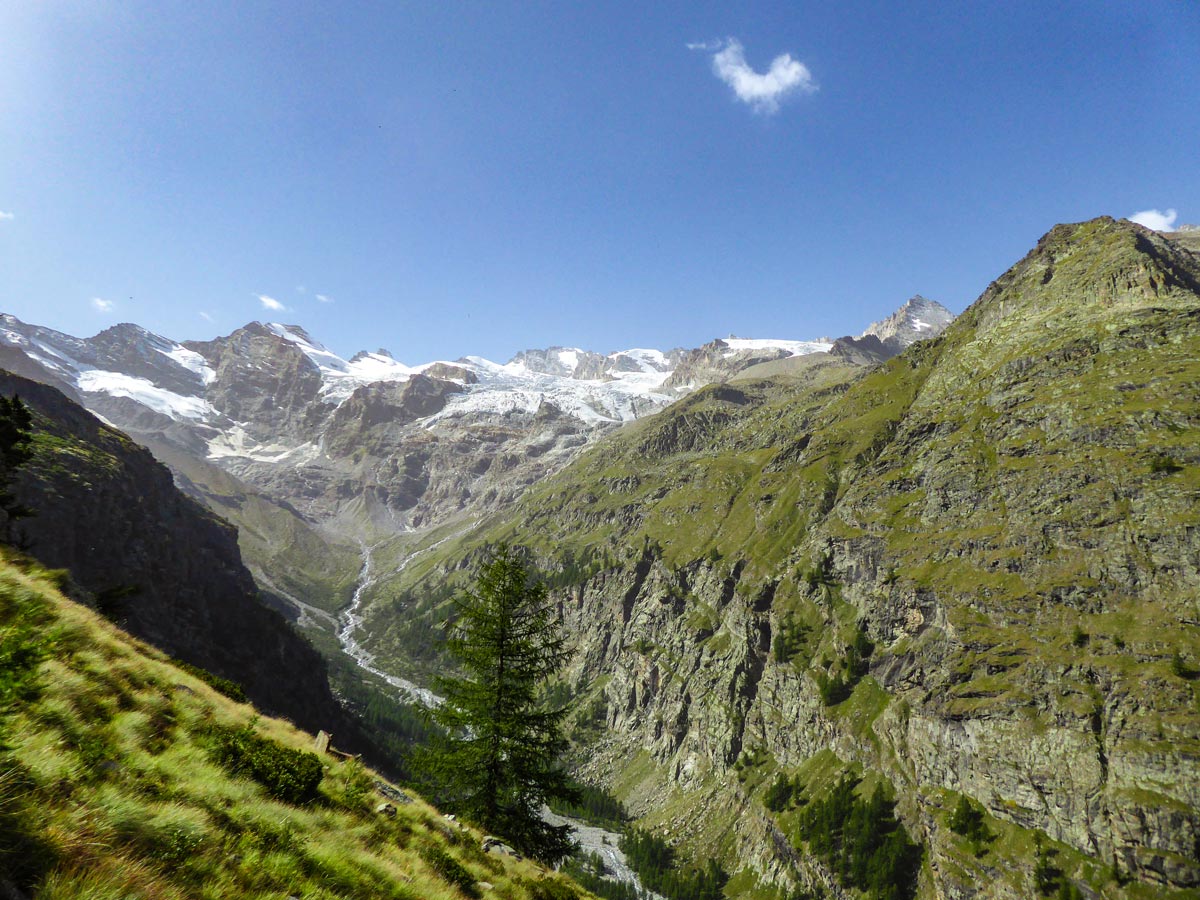 Alpe Money Loop is an amazing trail in Gran Paradiso National Park with great views