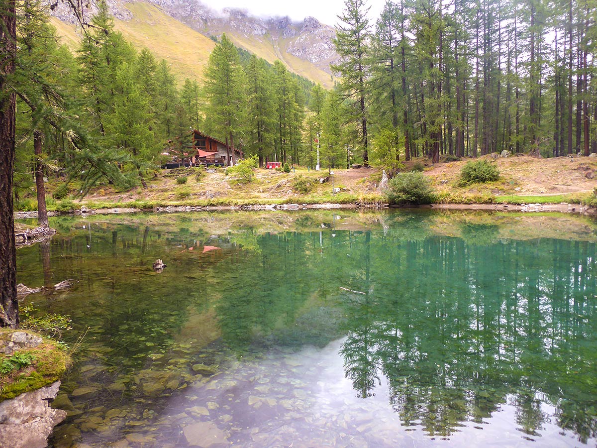 Beautiful lake on Lago Pellaud via the Grand Rû Ring hike near Gran Paradiso National Park