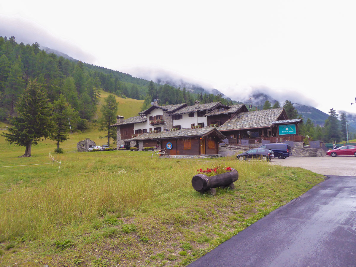 Hotel Boule de Neiges along the trail of Lago Pellaud via the Grand Rû Ring hike near Gran Paradiso National Park, Italy